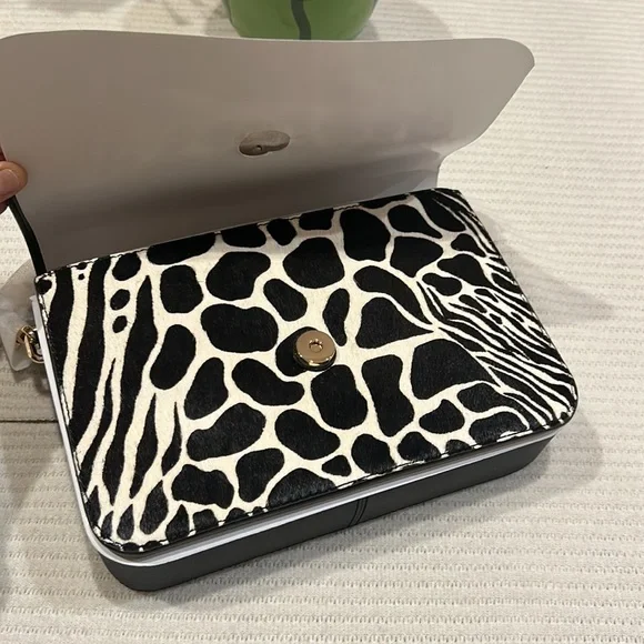 Michael Kors Carmen Medium Flap Chain Shoulder Crossbody Bag Black Haircalf - Picture 9 of 16